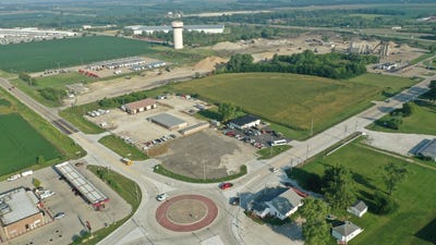 /international/us/793-us-rt-6-north-utica-il-110093795927/