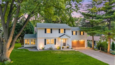 /international/us/5613-warden-avenue-edina-mn-110120003361/