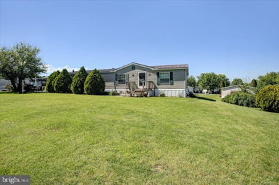 /international/us/64-tiffany-drive-shippensburg-pa-110108489876/