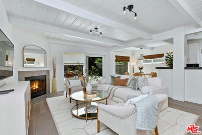 /international/us/4176-klump-ave-studio-city-ca-110107278341/