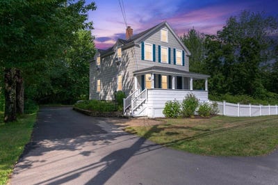 /international/us/62-epping-road-exeter-nh-110101426308/