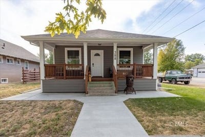 /international/us/388-n-6th-ave-forsyth-mt-110107309508/