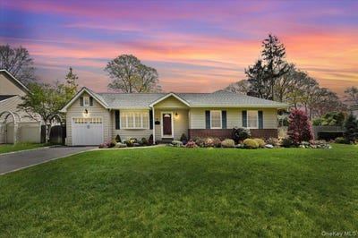 /international/us/586-seaford-avenue-massapequa-ny-110107477570/