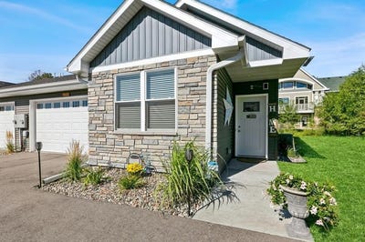 /international/us/11024-11038-183rd-circle-nw-elk-river-mn-110106441196/