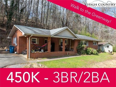 /international/us/182-owens-drive-boone-nc-110106330112/
