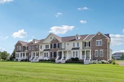 /international/us/6863-yellowwood-lane-deforest-wi-110100898163/?lang=zh-cn