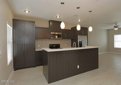 /international/us/410-thorn-avenue-el-paso-tx-110108506991/