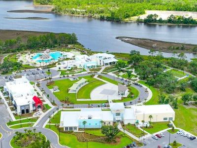 /international/us/8546-dreams-float-court-panama-city-beach-fl-110100655396/