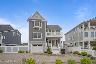 /international/us/447-n-highway-35-mantoloking-nj-110099895388/