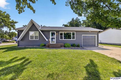 /international/us/1050-edearl-lane-fremont-ne-110108359149/