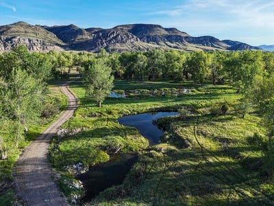/international/us/5191-old-yellowstone-trail-three-forks-mt-110099375471/