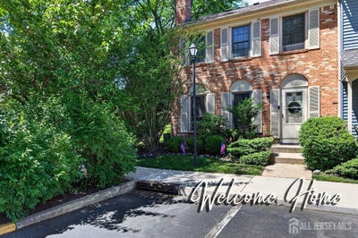 /international/us/45-winchester-court-matawan-nj-110108532835/