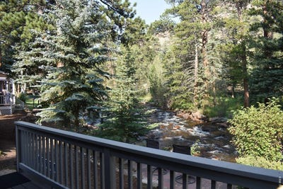/international/us/2222-highway-66-estes-park-co-110119528886/