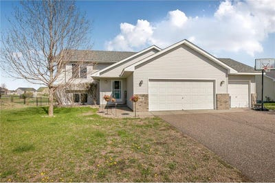 /international/us/970-isabella-avenue-clearwater-mn-110107666068/