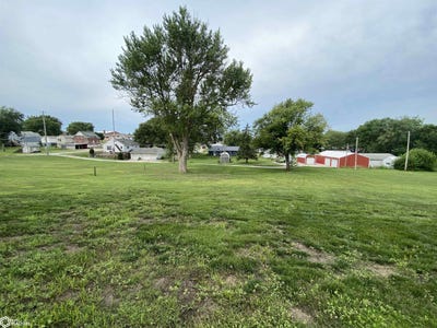 /international/us/103-church-street-audubon-ia-110095008307/
