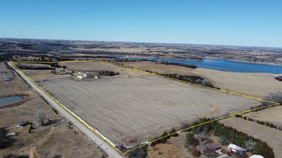 /international/us/9500-w-old-cheney-road-denton-ne-110106211336/