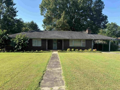 /international/us/1411-w-arch-avenue-searcy-ar-110101141217/?lang=en