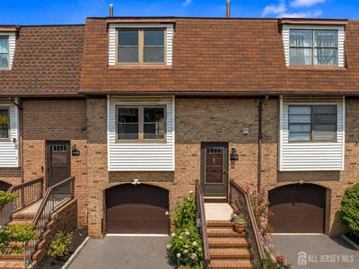/international/us/3504-n-oaks-boulevard-n-north-brunswick-nj-110119535631/