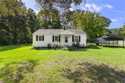 /international/us/17253-riddick-rd-smithfield-va-110101055181/