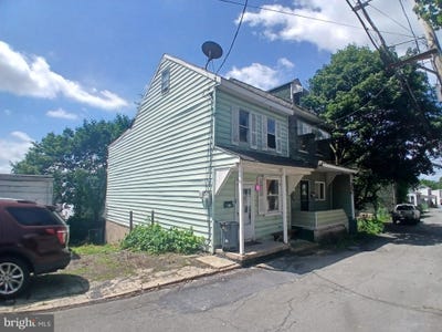 /international/us/514-w-penn-street-shenandoah-pa-110100515970/