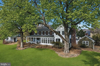 /international/us/6693-groveland-road-pipersville-pa-110109350301/