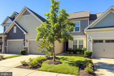 /international/us/6312-virginia-bluebell-lane-haymarket-va-110106529871/