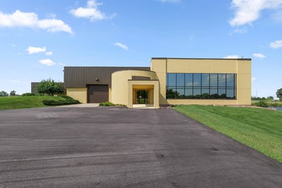 /international/us/560-rolling-meadows-drive-fond-du-lac-wi-110101463780/
