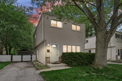 /international/us/16913-western-avenue-hazel-crest-il-110107038543/