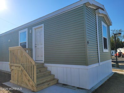 /international/us/9-avenue-c-hazlet-nj-110108479033/
