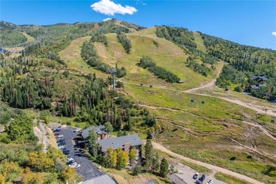 /international/us/2275-storm-meadows-drive-steamboat-springs-co-110107635779/