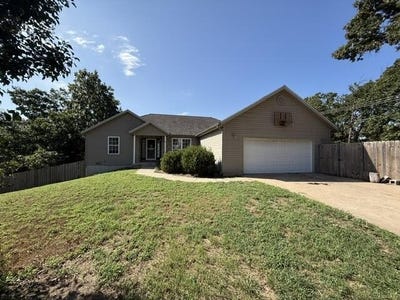 /international/us/1930-w-elm-drive-joplin-mo-110110363220/
