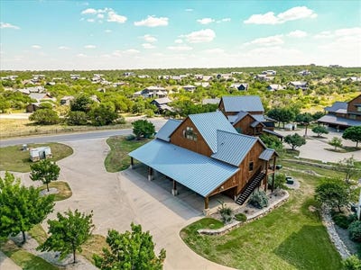 /international/us/2034-harbor-way-possum-kingdom-lake-tx-110108231401/