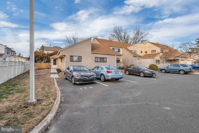 /international/us/18-chiswick-drive-lindenwold-nj-110104880450/