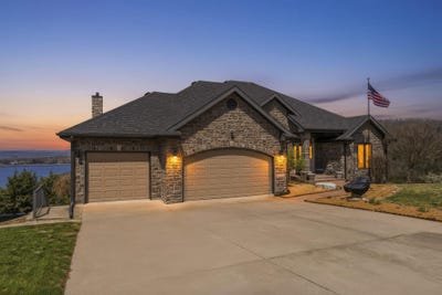 /international/us/165-split-rock-drive-hollister-mo-110108228093/