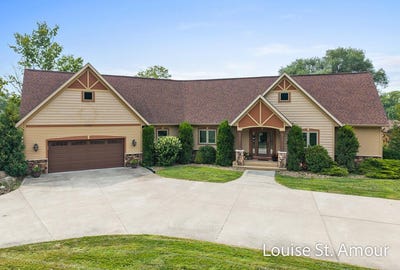 /international/us/17797-168th-avenue-spring-lake-mi-110101435348/