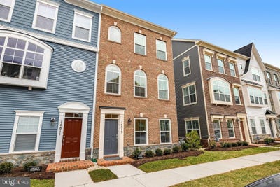 /international/us/14813-retreat-boulevard-chantilly-va-110108616424/