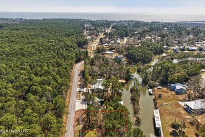 /international/us/dolphin-drive-lot-611-gautier-ms-110105981120/