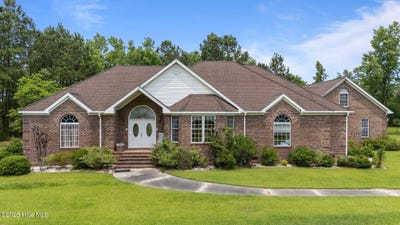 /international/us/20470-seven-creeks-highway-tabor-city-nc-110100259069/