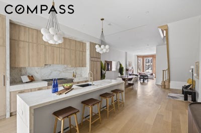/international/us/228-lenox-avenue-new-york-ny-110106568807/