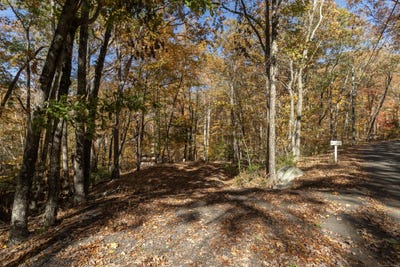 /international/us/4-laurel-lane-clinton-ct-110103124078/