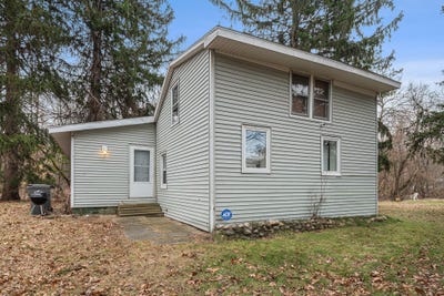 /international/us/12366-lubke-road-new-buffalo-mi-110104553604/
