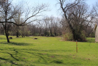 /international/us/s-caroline-avenue-bellflower-mo-110106944820/