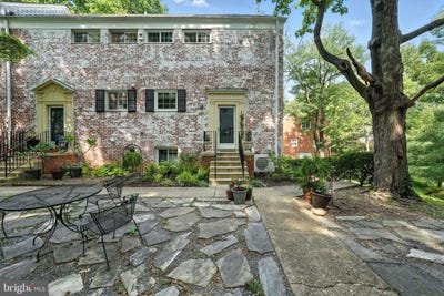 /international/us/1635-fitzgerald-lane-alexandria-va-110100345071/