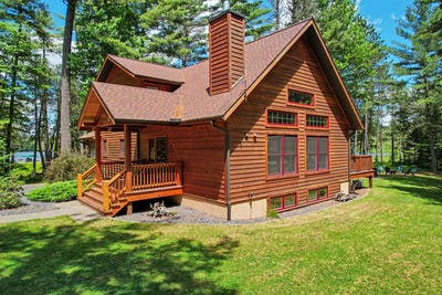 /international/us/8004-four-mile-lake-rd-three-lakes-wi-110108615948/?lang=th