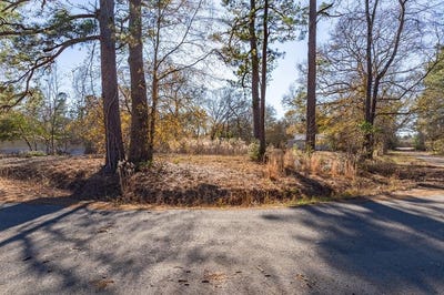 /international/us/573-n-2nd-street-zavalla-tx-110105937580/