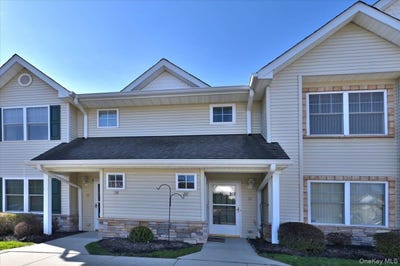 /international/us/80-morley-circle-melville-ny-110107339651/