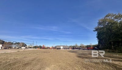 /international/us/3083-s-alabama-avenue-monroeville-al-110104177858/