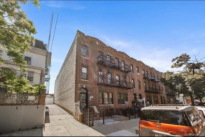 /international/us/3433-30th-street-astoria-ny-110104430981/