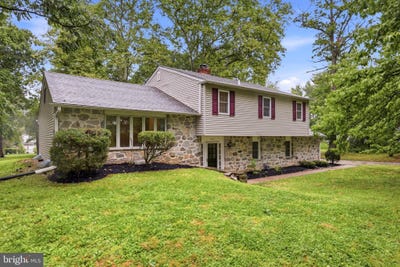 /international/us/412-yorkshire-road-bryn-mawr-pa-110107420172/