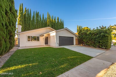 /international/us/3497-delilah-street-simi-valley-ca-110107552747/